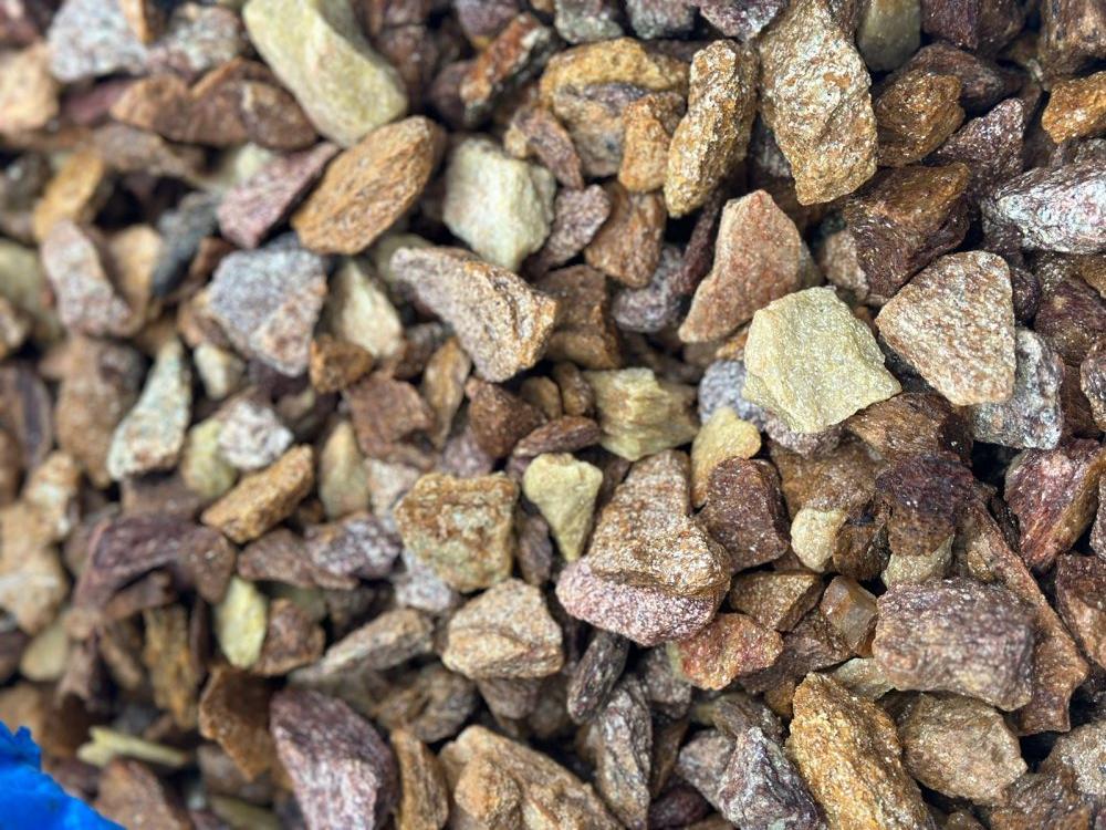 Златолит персиковый декоративная каменная крошка купить в Республике Северная Осетия