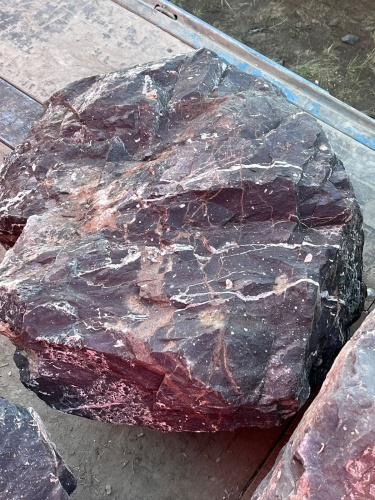 Камни для ландшафтного дизайна красно-фиолетовые 10-60 килограмм купить в Республике Северная Осетия