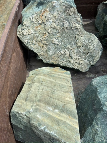 Ландшафтные глыбы зелёные 200-500 килограмм купить в Республике Северная Осетия