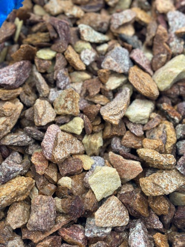 Златолит персиковый декоративная каменная крошка купить в Республике Северная Осетия