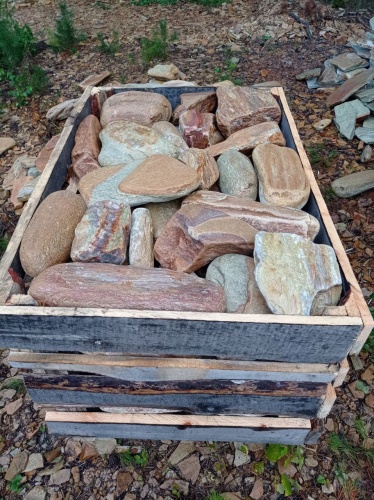 Златолит жёлтый, жёлто-зелёный глыбки и валуны для ланшафтного дизайна купить в Республике Северная Осетия