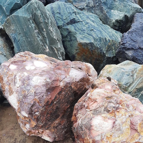 Ландшафтные глыбы красно-фиолетовые 200-1000 килограмм купить в Республике Северная Осетия