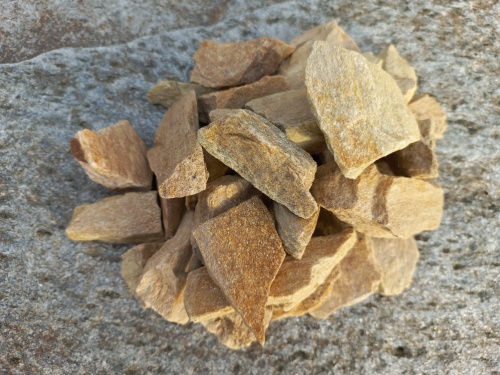 Златолит жёлтый декоративная каменная крошка купить в Республике Северная Осетия