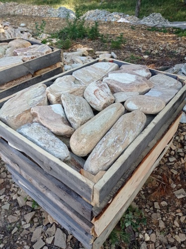 Златолит жёлтый, жёлто-зелёный глыбки и валуны для ланшафтного дизайна купить в Республике Северная Осетия