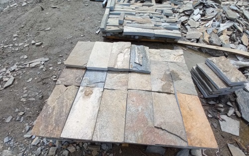 Плитка пилёная златолит Уральский для цоколя, отмостки купить в Республике Северная Осетия