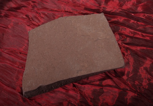 Плитняк лемезит бордовый для цоколя 1,5-2 см купить в Республике Северная Осетия