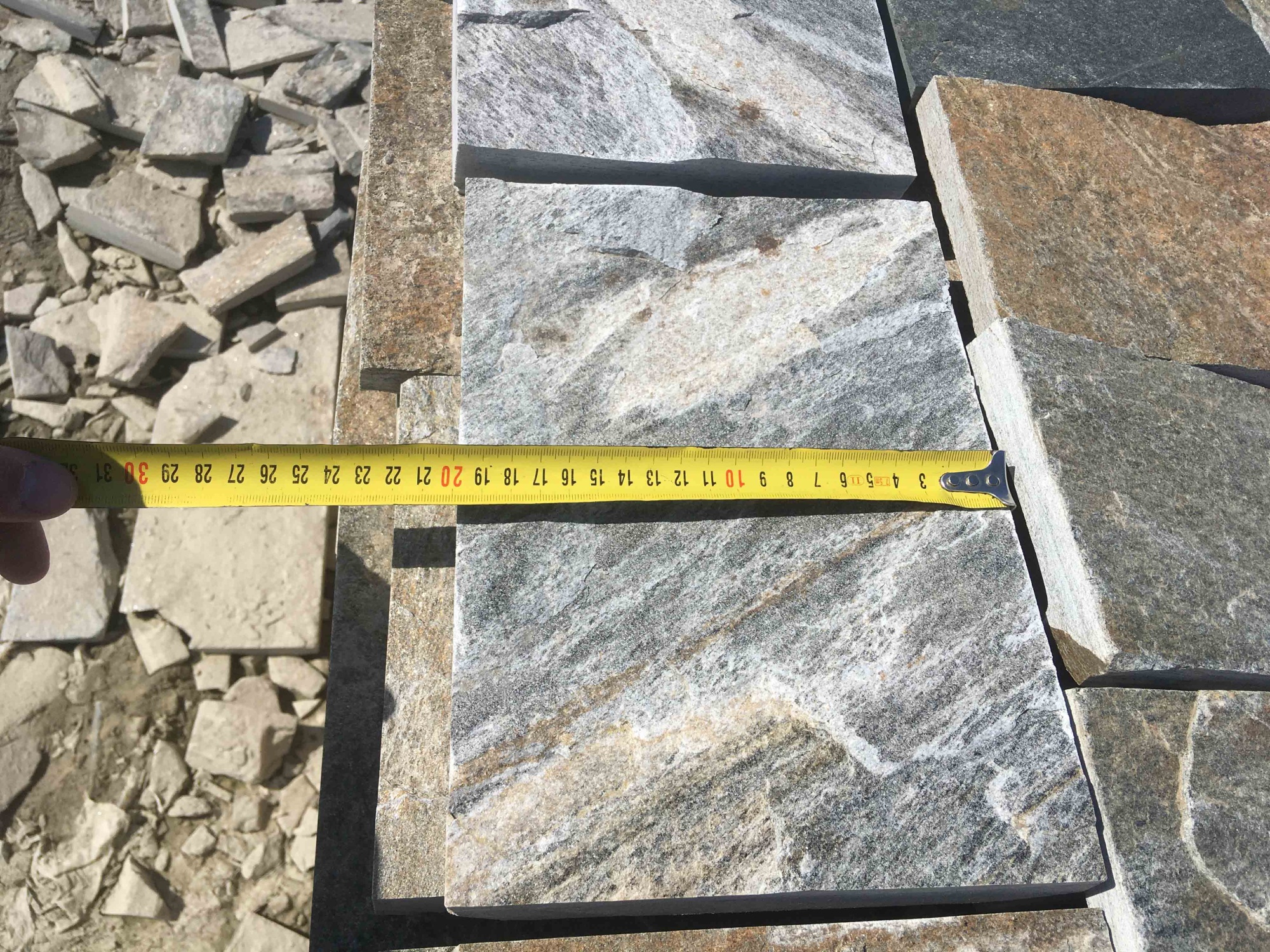 Плитка пилёная златолит Уральский для фасада купить в Республике Северная Осетия