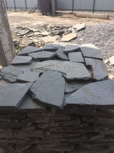 Златолит серебристый галтованный для лестниц купить в Республике Северная Осетия